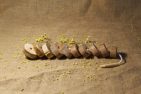 QTOYS - Natural Threading Set